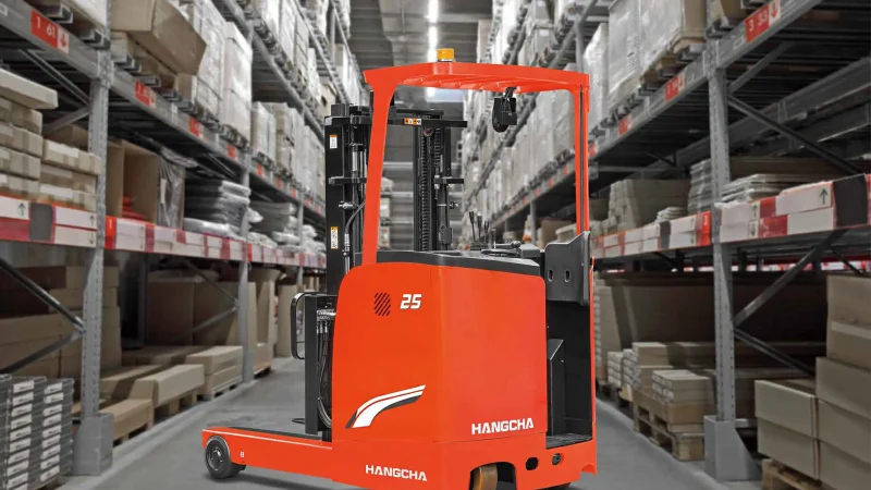 stand-on-reach-truck-08
